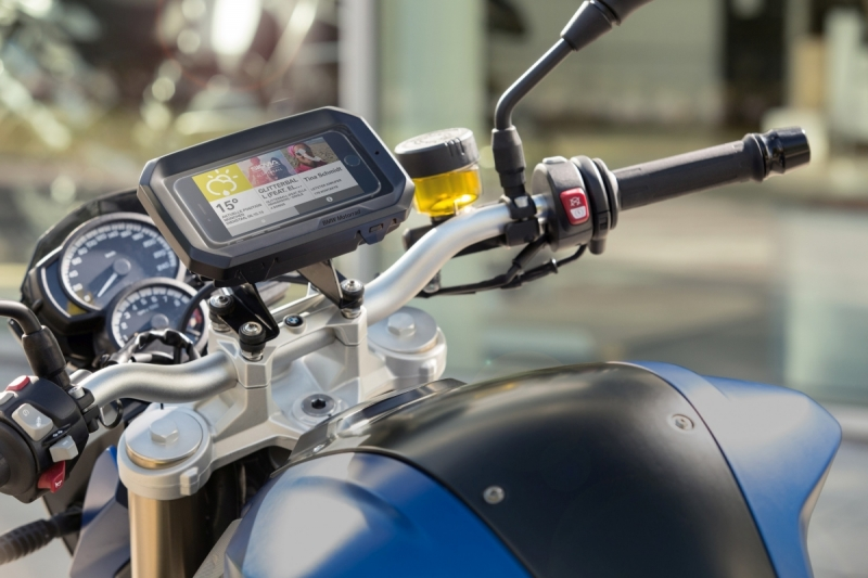 BMW Motorrad: uchwyt Smartphone Cradle do motocykli i skuterów